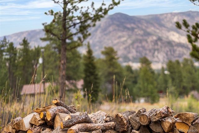 96 Moose Road, Lyons, CO 80540