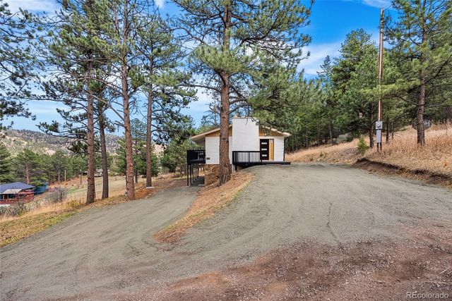 96 Moose Road, Lyons, CO 80540