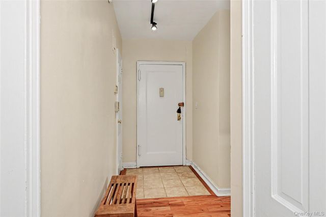 1815 Palmer Avenue 2L, Larchmont, NY 10538