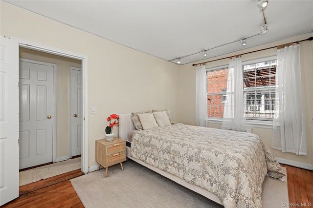 1815 Palmer Avenue 2L, Larchmont, NY 10538