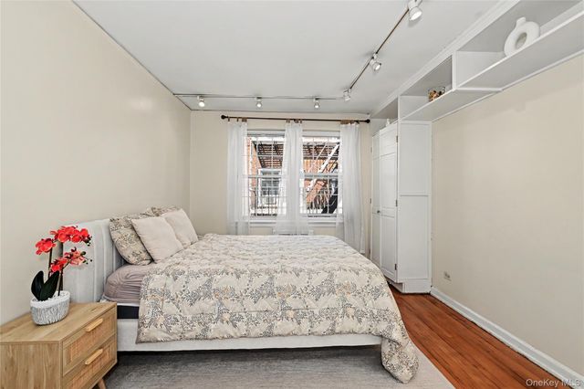 1815 Palmer Avenue 2L, Larchmont, NY 10538