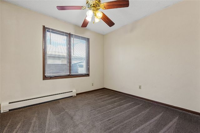 3212 Wilson Avenue SW, Cedar Rapids, IA 52404