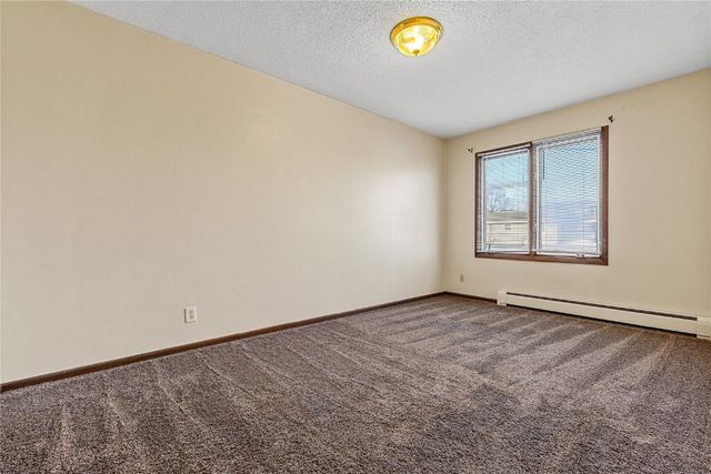 3212 Wilson Avenue SW, Cedar Rapids, IA 52404