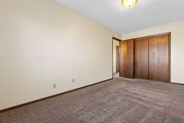 3212 Wilson Avenue SW, Cedar Rapids, IA 52404