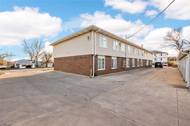 3212 Wilson Avenue SW, Cedar Rapids, IA 52404