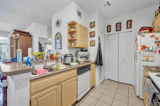 2513 MAITLAND CROSSING WAY 104, Orlando, FL 32810