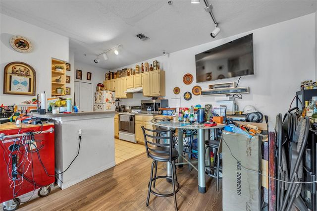 2513 MAITLAND CROSSING WAY 104, Orlando, FL 32810