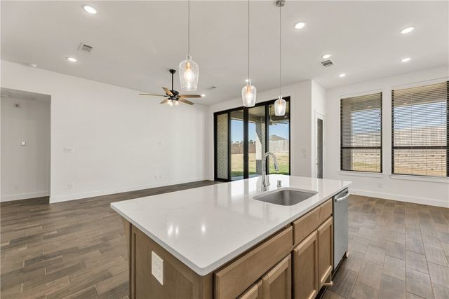 21350 Oakley Claremont Court, Magnolia, TX 77355