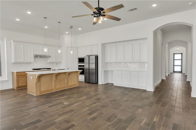 21350 Oakley Claremont Court, Magnolia, TX 77355