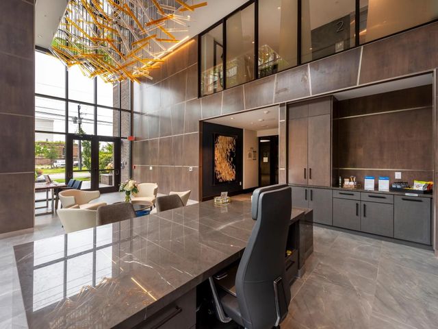 510 W 20th Street 814, Houston, TX 77008