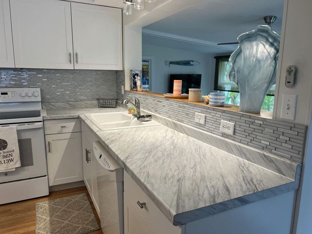 11000 SE Federal Highway 20, Hobe Sound, FL 33455