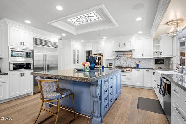 525 Berkshire Avenue, La Canada Flintridge, CA 91011