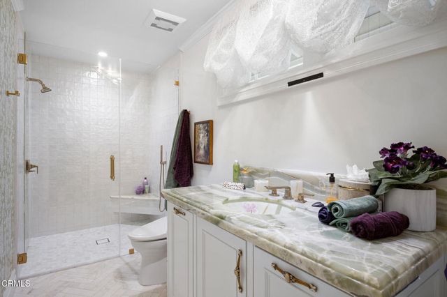 525 Berkshire Avenue, La Canada Flintridge, CA 91011