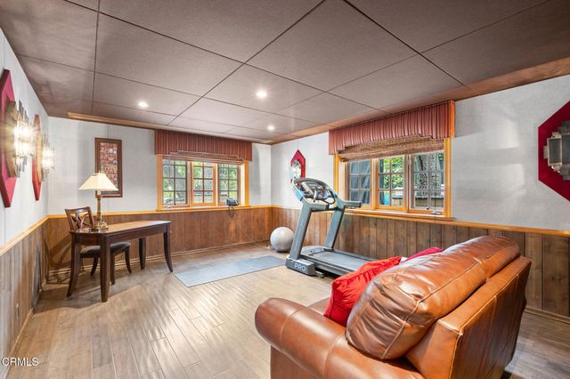 525 Berkshire Avenue, La Canada Flintridge, CA 91011