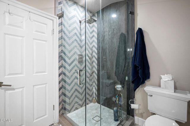 525 Berkshire Avenue, La Canada Flintridge, CA 91011
