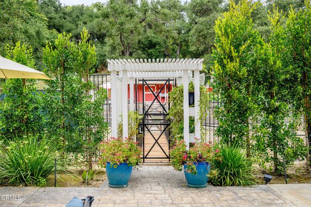 525 Berkshire Avenue, La Canada Flintridge, CA 91011