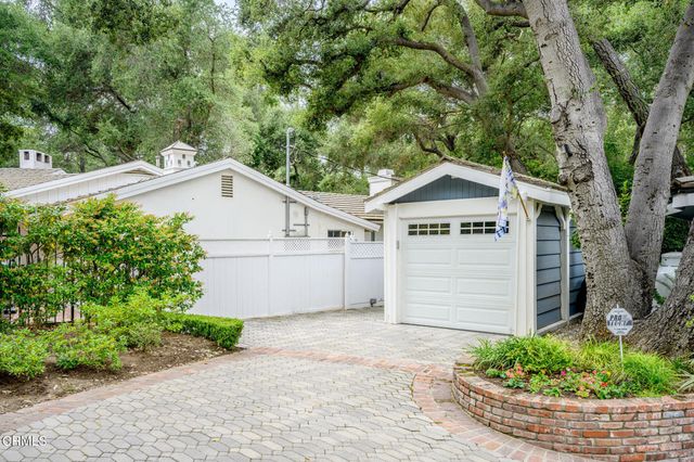 525 Berkshire Avenue, La Canada Flintridge, CA 91011