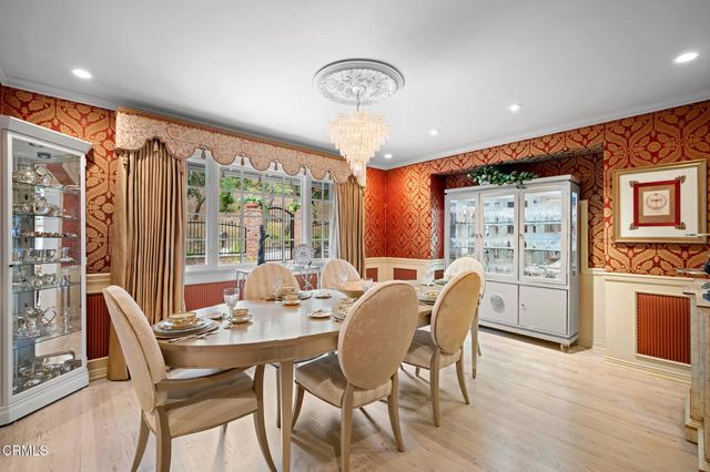 525 Berkshire Avenue, La Canada Flintridge, CA 91011