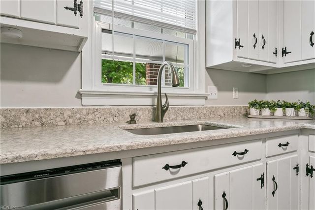 163 Princess Margaret DR, Newport News, VA 23602
