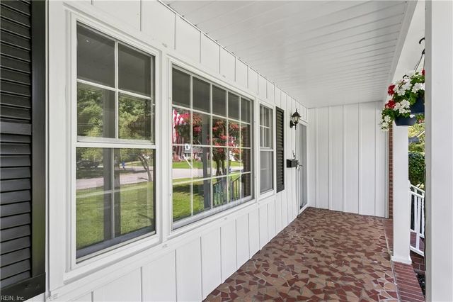 163 Princess Margaret DR, Newport News, VA 23602