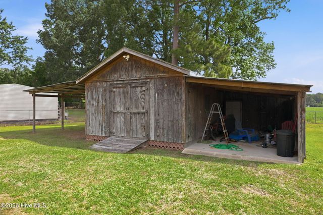 733 Lewis Drive, Grifton, NC 28530