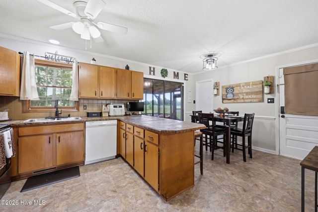 733 Lewis Drive, Grifton, NC 28530