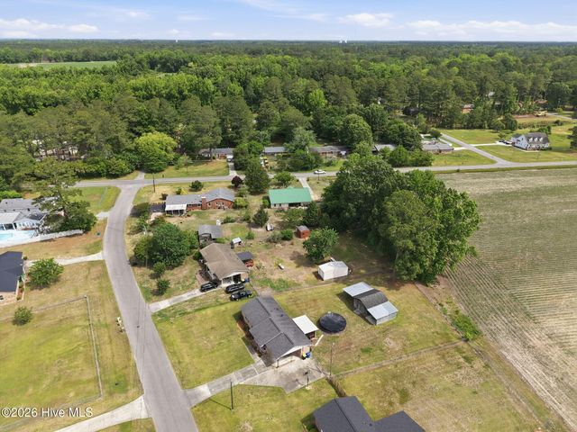 733 Lewis Drive, Grifton, NC 28530