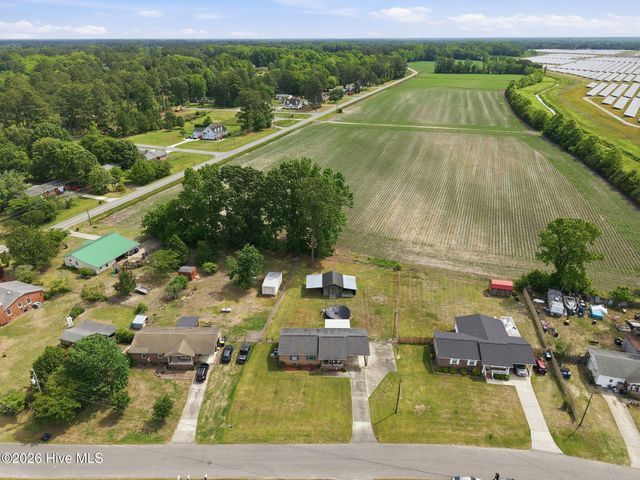 733 Lewis Drive, Grifton, NC 28530