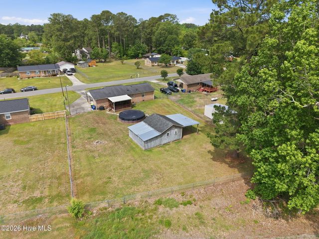 733 Lewis Drive, Grifton, NC 28530