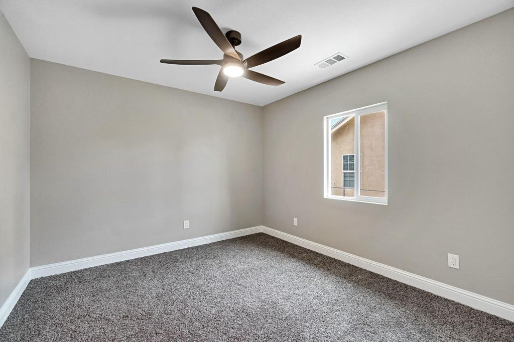 Image 17 of property listing at 521 Humboldt Avenue, Chowchilla, CA 93610