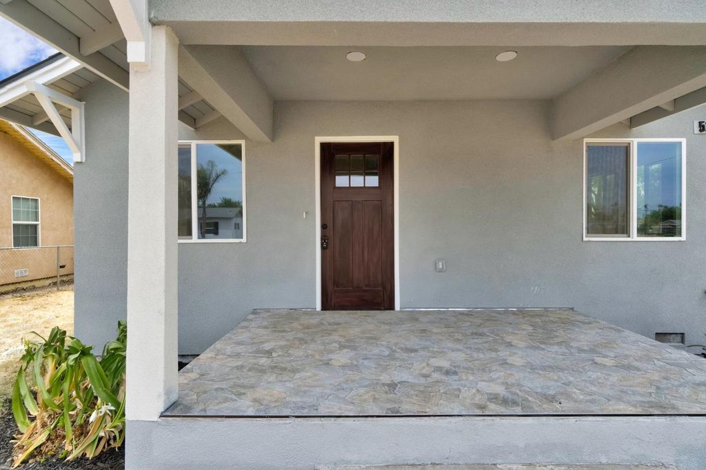 Image 4 of property listing at 521 Humboldt Avenue, Chowchilla, CA 93610