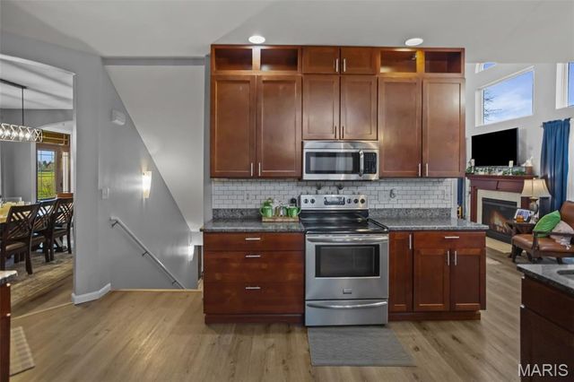 7108 Heartland Drive, Moro, IL 62067