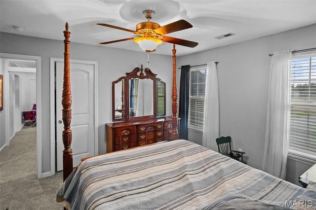 7108 Heartland Drive, Moro, IL 62067