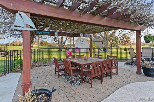 7108 Heartland Drive, Moro, IL 62067