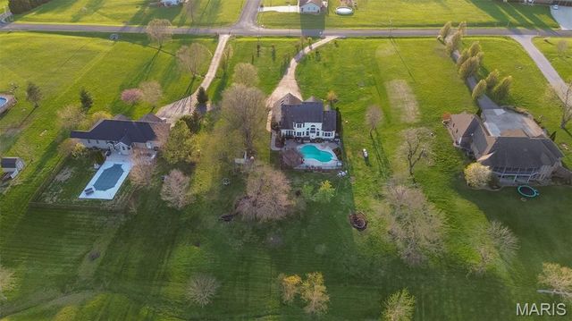 7108 Heartland Drive, Moro, IL 62067