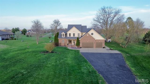 7108 Heartland Drive, Moro, IL 62067