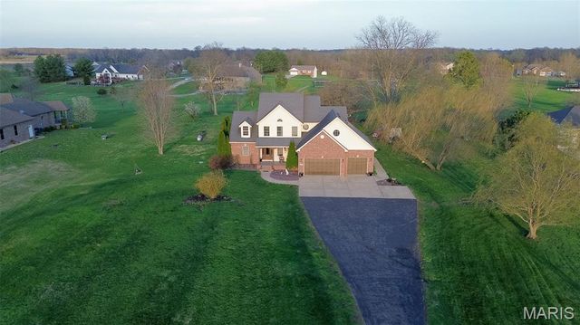 7108 Heartland Drive, Moro, IL 62067