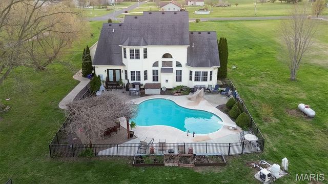 7108 Heartland Drive, Moro, IL 62067