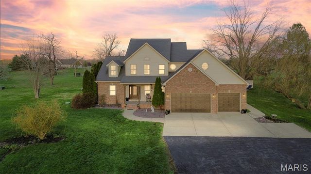 7108 Heartland Drive, Moro, IL 62067