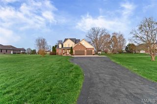 7108 Heartland Drive, Moro, IL 62067