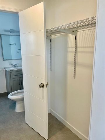 5711 NW 28th St 5711, Lauderhill, FL 33313