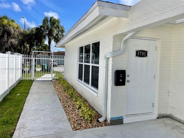 5711 NW 28th St 5711, Lauderhill, FL 33313