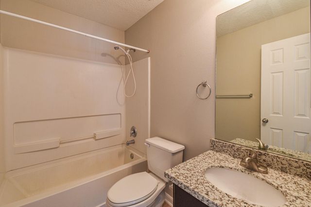 5500 N Buffalo Circle, Willis, TX 77378