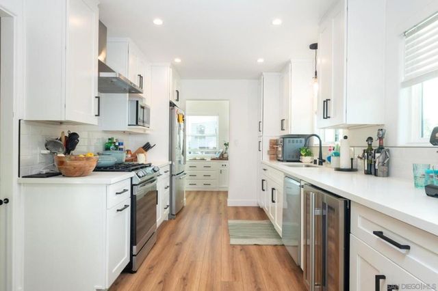 3525 Tennyson, San Diego, CA 92106