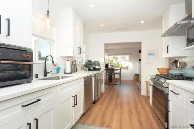 3525 Tennyson, San Diego, CA 92106