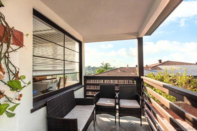 3525 Tennyson, San Diego, CA 92106