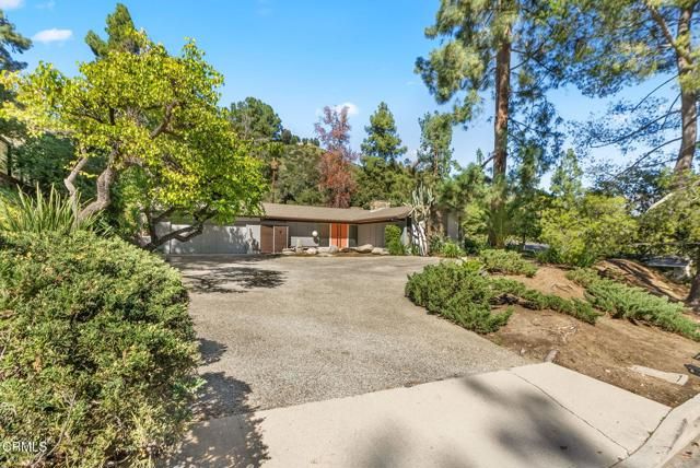 1625 Pegfair Estates Drive, Pasadena, CA 91103