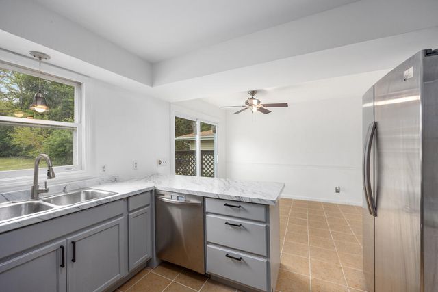 1073 Sweet Street, Grand Rapids, MI 49505