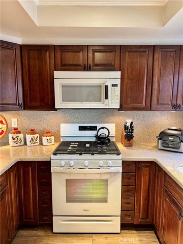 541 Berry, La Habra, CA 90631