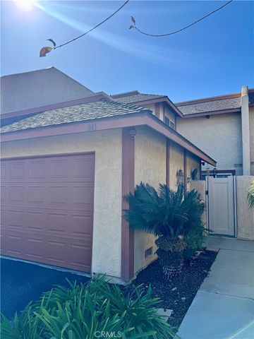 541 Berry, La Habra, CA 90631